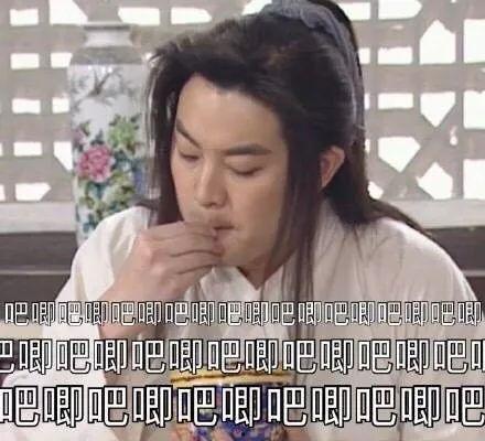 惊全娱乐圈偷听我吃瓜